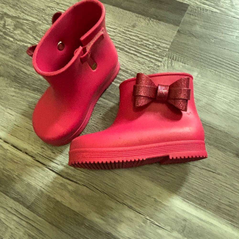 Mini Melissa Pink Bow Rain Boots